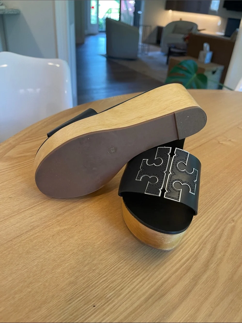 Tory Burch Logo Leather and Wood Platform Wedge Slide size 8M LKN